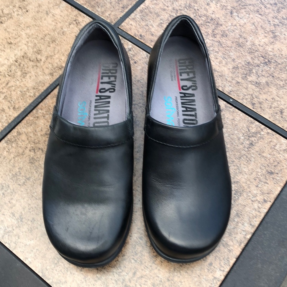 Grey’s Anatomy Soft Walk black nurse shoes